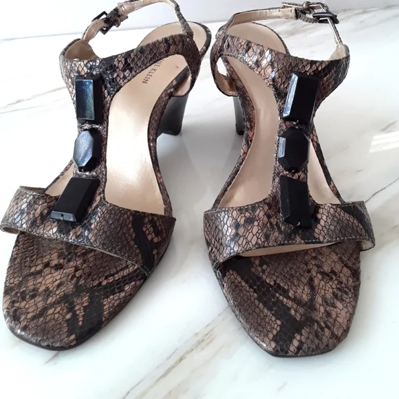 ANNE KLEIN SNAKESKIN WEDGE BEJEWELED SANDALS SZ 9 - Picture 4 of 6
